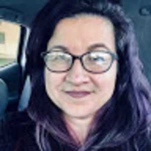 Meet your Posher, Monique